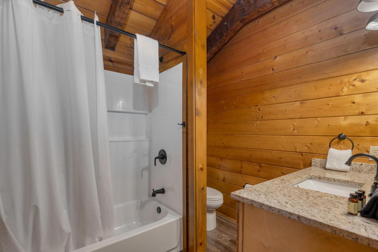 The Dudley Cabins By Avantstay Sevierville Ngoại thất bức ảnh