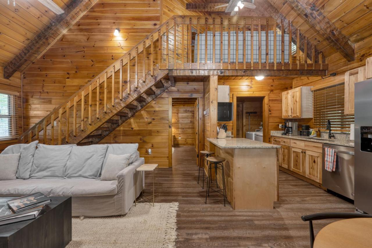 The Dudley Cabins By Avantstay Sevierville Ngoại thất bức ảnh
