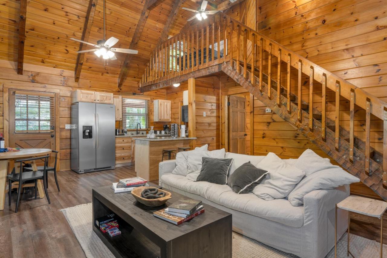 The Dudley Cabins By Avantstay Sevierville Ngoại thất bức ảnh