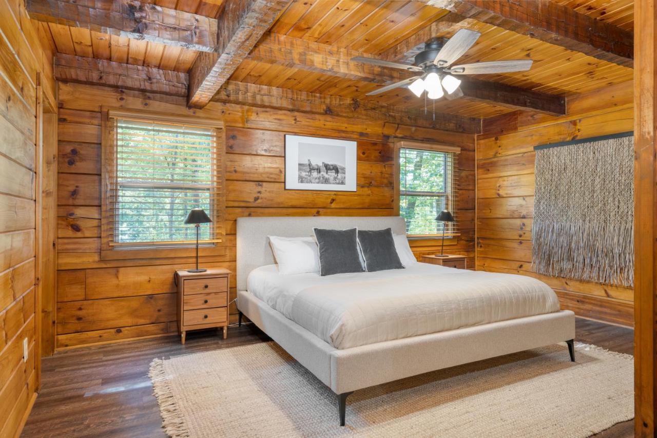 The Dudley Cabins By Avantstay Sevierville Ngoại thất bức ảnh