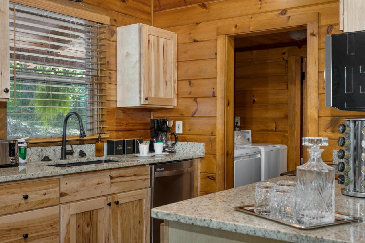 The Dudley Cabins By Avantstay Sevierville Ngoại thất bức ảnh