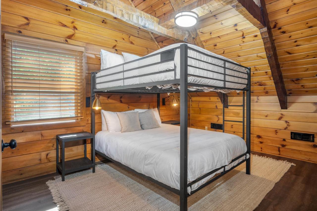The Dudley Cabins By Avantstay Sevierville Ngoại thất bức ảnh