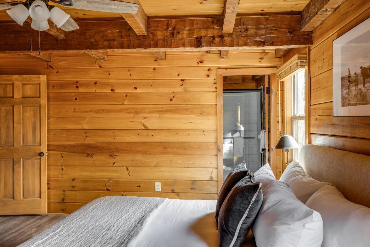 The Dudley Cabins By Avantstay Sevierville Ngoại thất bức ảnh